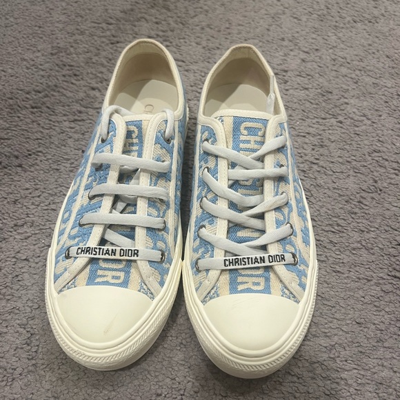 Dior Shoes - Dior Sneakers
Walk’n’Dior Sneaker